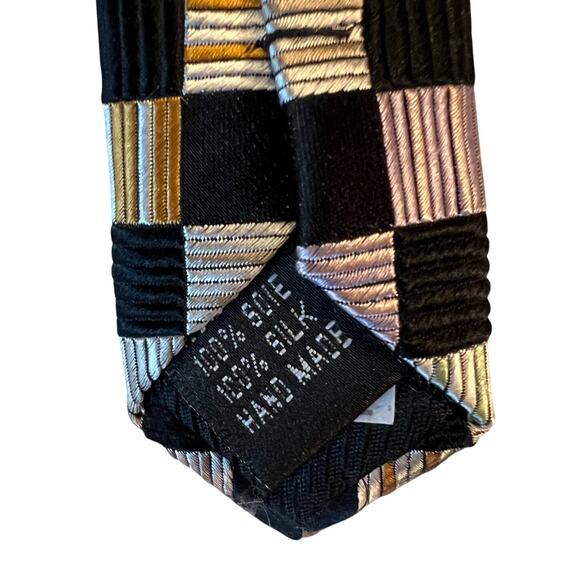 Valeriano Collection Tie Mens Silk Necktie Black Pink Tan Geometric 62 in Tie - Picture 3 of 5